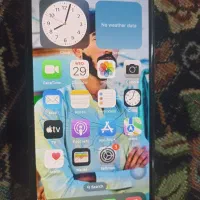 گوشی ایفون x حافظه 256  مامله هم میزنم
