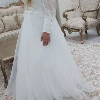 لباس عروس در حد نو