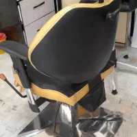 صندلی اصلاح ارایشگاه|آرایشگاه و سالن‌های زیبایی|کاشان, رسالت|دیوار