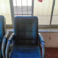 صندلی اداری 2 عدد یک عدد سرشور آرایشگاهی