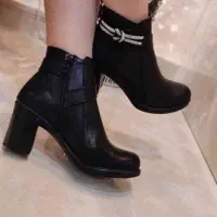 کفش واکسسوری|کیف، کفش، کمربند|اشتهارد, |دیوار