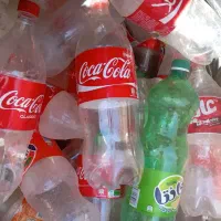 بطری نوشابه و دلستر تمیز