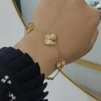 دستبند های جذاب و نمادار به قیمت کف بازار