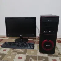 کامپیوتر قدرتمندDDR3 رم 4 هارد 500 مانیتور 19 LED