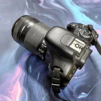 دوربین Canon 600D با لنز 18-135
