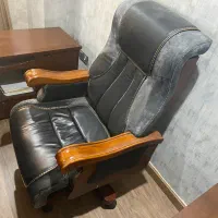 میز مدیریت با صندلی و کمد