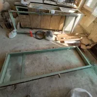 دو عدد چهار چوب آماده قدیمی با درب های چوبی