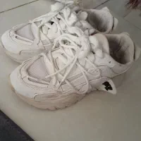 کتونی سفید نو