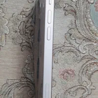 iPhone13|موبایل|قم, چهل درخت‎|دیوار