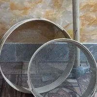 کلنگ و سرند وبیل