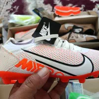 کفش فوتبال بچه گانه