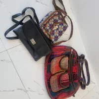 تعدادی کیف کارکرده|کیف، کفش، کمربند|گنبد کاووس, |دیوار