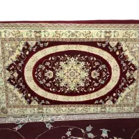 پشتی زرشکی کرم