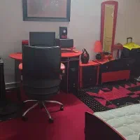 فروش سرویس چوب نسبتا تمیز نوجوان بصورت یکجایی|تخت و سرویس خواب|قم, باجک دو|دیوار