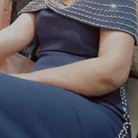 پیراهن مجلسی|لباس|رشت, سعدی (تختی)|دیوار