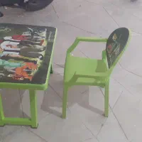 میزتحریر وصندلی|تخت و صندلی بچه|ساوه, |دیوار