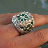 انگشتر نقره کلکسیونی زمرد اصل برلیان اصل( ۸۰ گرم )|جواهرات|تهران, تجریش|دیوار