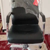 صندلی چرمی - بزرگ با قابلیت انواع ارتفاع وتکیه‌گاه