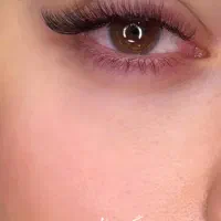 مژه کار حرفه ای
