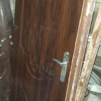 درب  چوب با کم