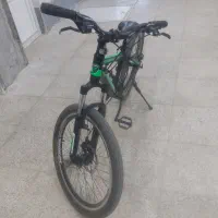 دوچرخه ۲۴دنده ای درحدنو۲ماهه خریدم ۷ دنده|دوچرخه، اسکیت، اسکوتر|همدان, |دیوار