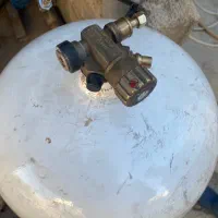 کپسول پژویی گاز دوگانه دست