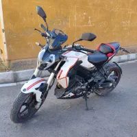 بنلی 180s نیوفیس