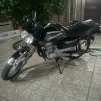 موتور سیکلت طرح باکسر