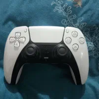 دسته ps5 اورجینال سالم و تمیز