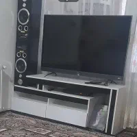 میز تلویزیون سفید