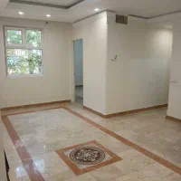 ۵۳ متر فول امکانات ۸ ساله نما ترکیبی سالن پرده خور