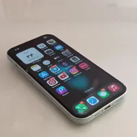 اپل iPhone 15 با حافظهٔ ۱۲۸ گیگابایت