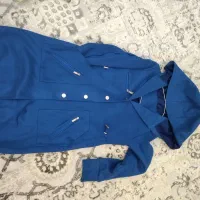 تعدادی لباس در حد نو|لباس|بومهن, |دیوار