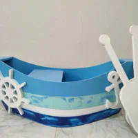 قایق چوبی بهمراه 2 پارو