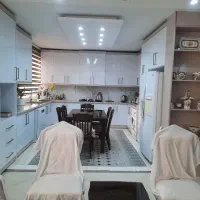 ۱۲۰ متر همکف / ۲خواب / فارغ التحصیلان
