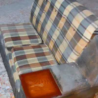 دو عدد مبل  قیمت مفت همراه با پشتی