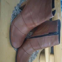 کفش سایز 38