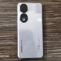 آنر 90