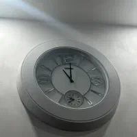 ساعت دیواری