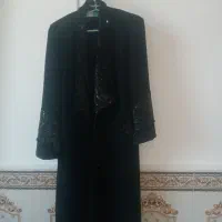 مانتو|لباس|بیستون, |دیوار