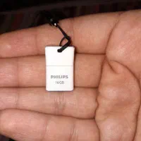 فلش ۱۶ گیگ فیلیپس اکبند