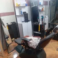 لوازم آرایشگاه مردانه دکور آینه صندلی و ترولی