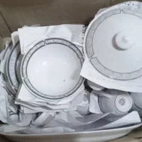 ظروف نوبراجهیزیه بوده هیچ وقت استفاده نشده