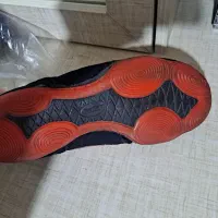 لباس اسپرت و کت اسپرت لی پسرانه و‌کفش کشتی|لباس|بیجار, |دیوار