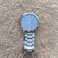 ساعت مچی|ساعت|گناباد, |دیوار