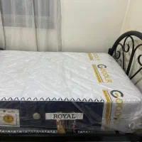 تخت فلزی و تشک طبی