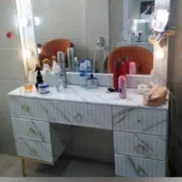 فروش دکور آرایشگاه زنانه|آرایشگاه و سالن‌های زیبایی|شیراز, کوزه گری|دیوار