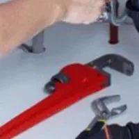 لوله کشی آب وفاضلاب   و تانک آب وپمپ