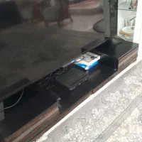 میز تلوزیون شرکتی بسیار تمیز و ضد خش