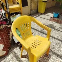 صندلی پلاستیکی